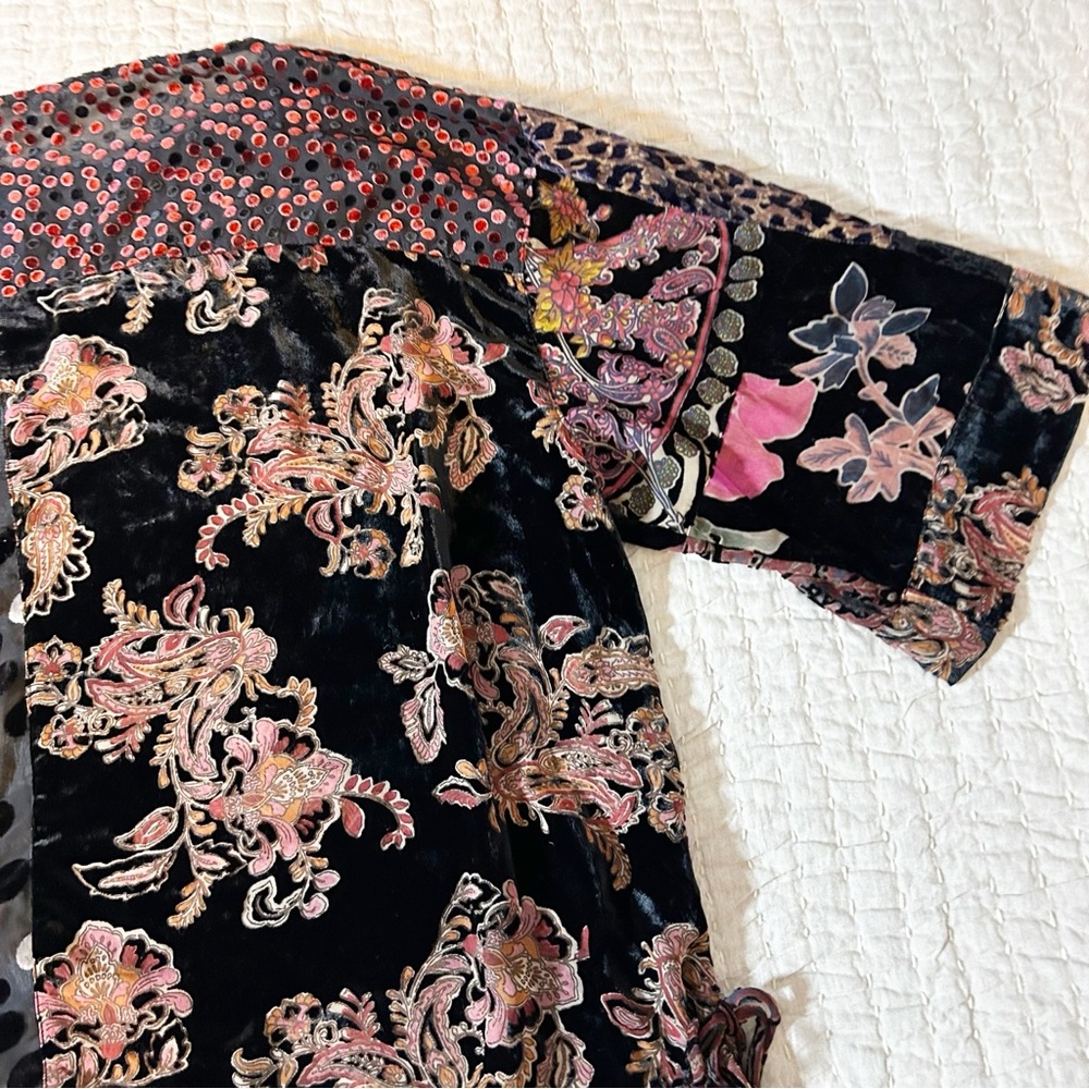 John Mark Boho Velvet Burnout Blouse Top XL Mixed Print Art To Wear Bead Tassels - Picture 3 of 11